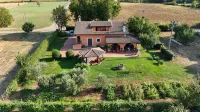 Dreams Valley Hotels in Labico