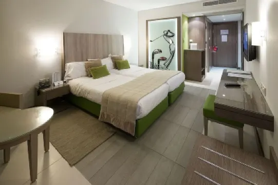 골프 로열 호텔  호텔