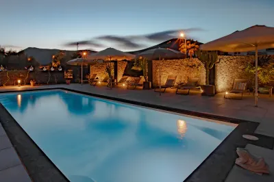 5 Suites Hotels near Fuente de Montaña Negra