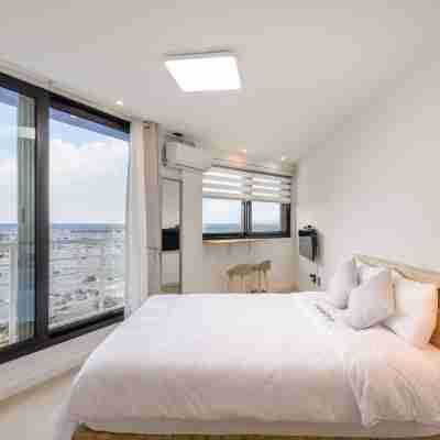On the Sea Pension Rooms