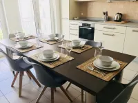 Large Art Deco Flat 100m2 in City Center - Parking
