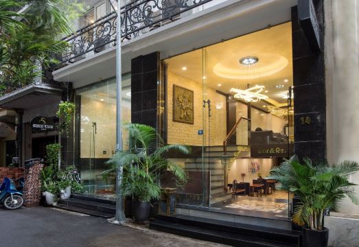 Gloria Residences Ion DelemenOver view