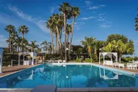 Nuovo Castello Crisilio - مسبح