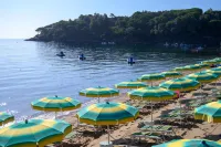 Hotel le Acacie - شاطئ
