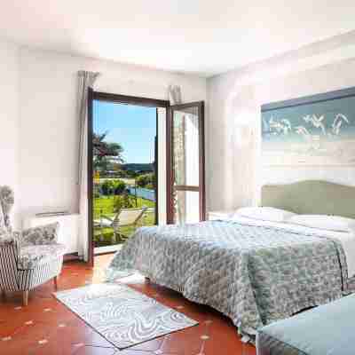 Hotel Stefania Boutique Hotel by the Beach Rooms