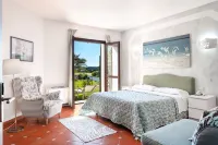 Hotel Stefania Boutique Hotel by the Beach Hôtels à : Pittulongu