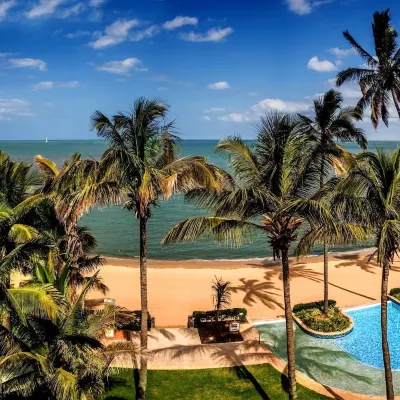 Southern Sun Maputo Hotels near Sommerschield