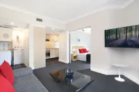 Sydney Airport Suites - balcone