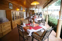 Fort Motel - Hostels