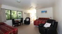 Bk's Counties Motor Lodge Hotels in Pukekohe