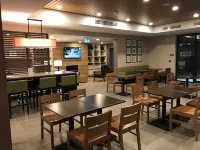 Country Inn & Suites by Radisson, Belleville, on - breakfast