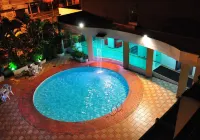 Biss Inn Hotel - piscina