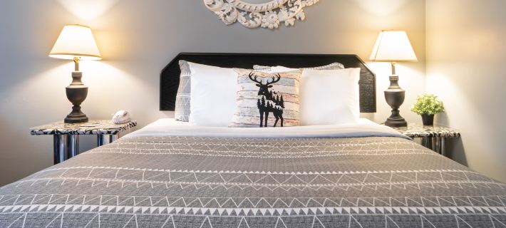 Mountain View Inn Hotels in Canmore
