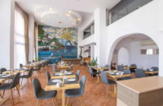 Atlantis Hotel