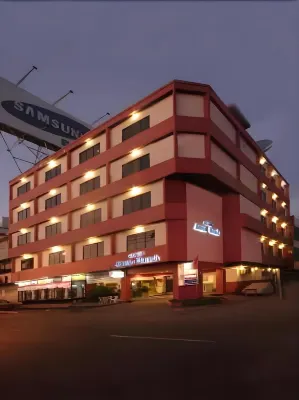 Losari Beach Hotel Hotels in Ujung Pandang