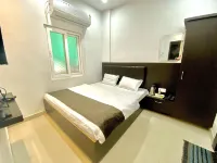 Butterfly Inn Hotels near Man Mandir Ghat