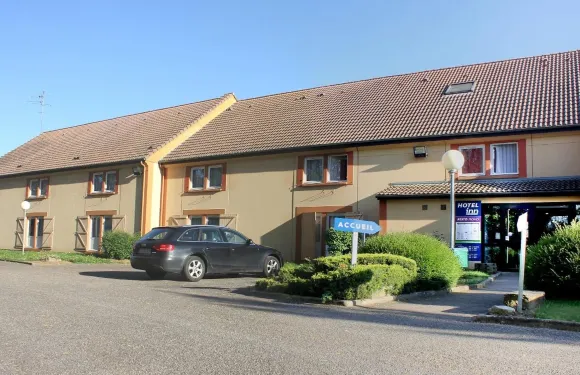 瑞斯託諾沃布爾日設計酒店