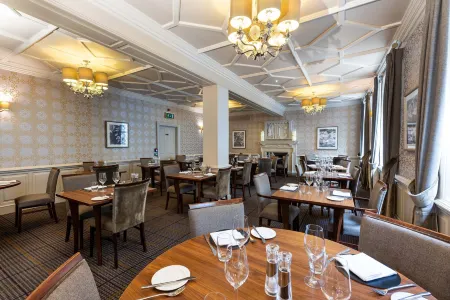 Ardoe House Hotel & Spa Отели в г. Peterculter