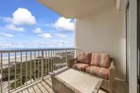 Beach Club 708D - con vistas al mar
