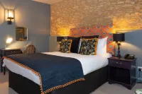 The Jersey Arms Hotel