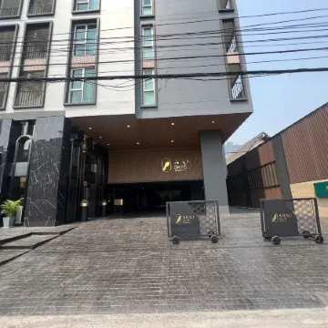 ARNI Skye Hotel Отели рядом с достопримечательностью «Станция BTS - Punnawithi»