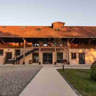 Hotel du Domaine Saint Loup Hotel Exterior