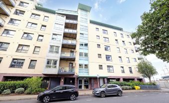 Joivy Fabulous 2Br Apartment with Terrace and Bay View