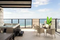 Prestigious penthouse in a luxury tower - 2 stjerner
