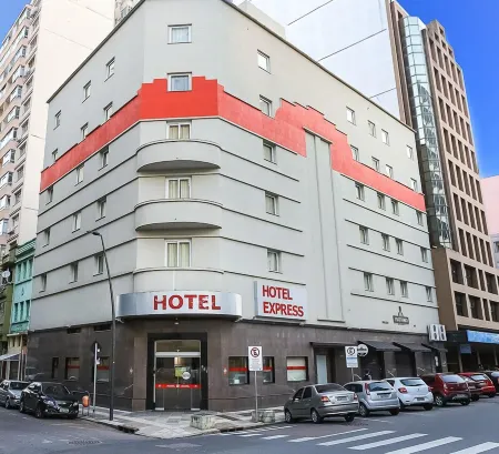 Hotel Express Centro Histórico Отели рядом с достопримечательностью «Public Library»