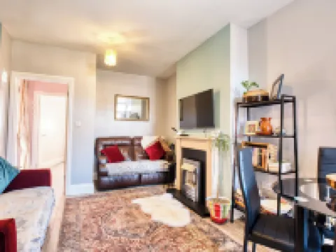 Beach Dreamland Restaurants Nearby- Sunny Garden Hotels in Margate