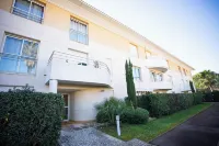 Proche Thalazur et plages, Parking privé, Piscine