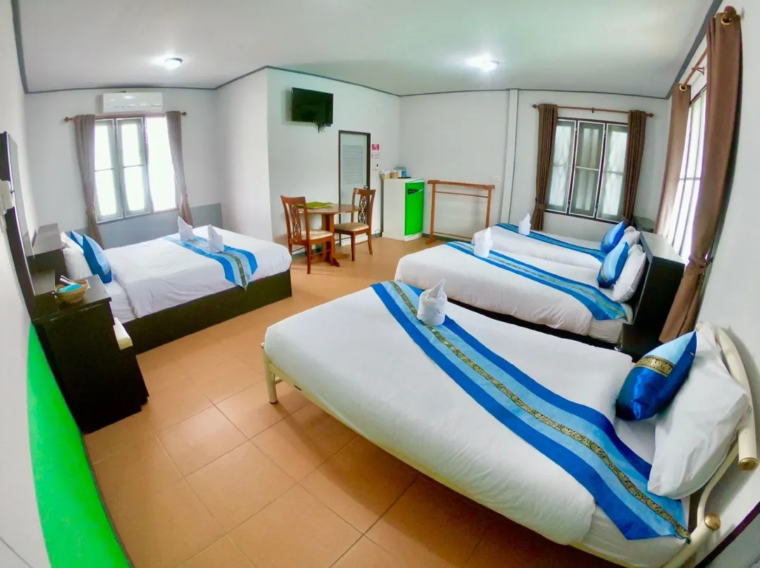 Revolution Hostel Pai - Chiang Mai