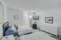 Condos at Ocean Reserve by Cielo Stays