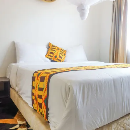 JUDITH SAFARIS HOME STAYS