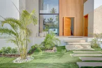 Luxury 10br Beachfront Stunner With Private Pool