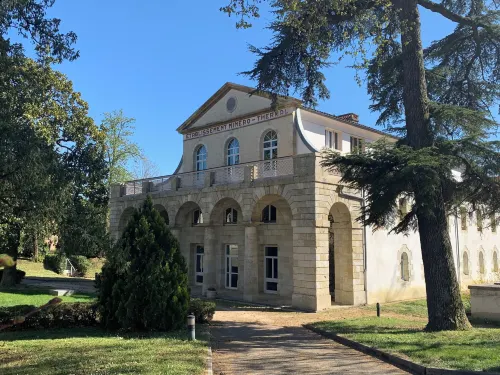 Appartement hotel فنادق في Maignaut