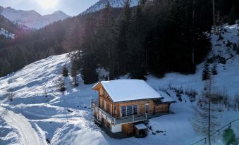 Chalet 18 Îles Luxury Chalet With Sauna La Tzoumaz