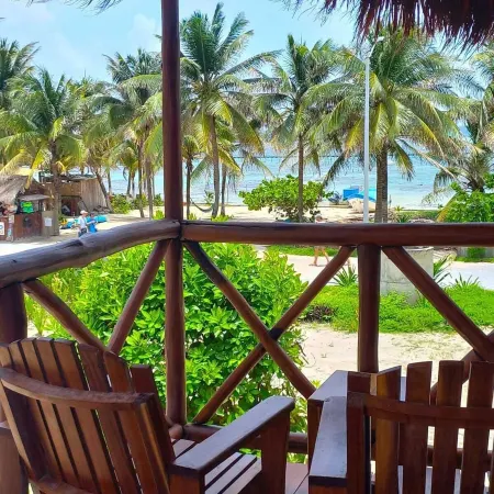 Palmeras de Mahahual Cabañas