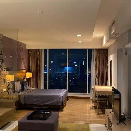 The H Tower Rasuna Suites by Villaloka Отели рядом с достопримечательностью «Торговый центр Kuningan City»