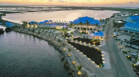 Mahogany Bay Resort & Beach Club, Curio Collection by Hilton