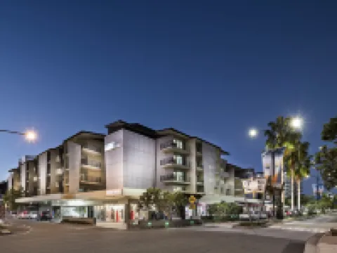 Grand Hotel and Apartments Townsville Hotels in South Townsville