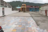 Luxe5 Inn Hj Hasnah Hasan Hotels in Central Aceh Regency