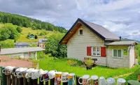 Cabin in the Thuringian Forest with stunning views, right on Goethewanderweg