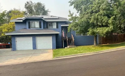 Spacious Kitchen and Large Patio for Family Fun - Stylish Haven