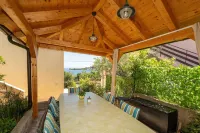 Apartment for 4 Persons, by the Sea and with Beautiful View
