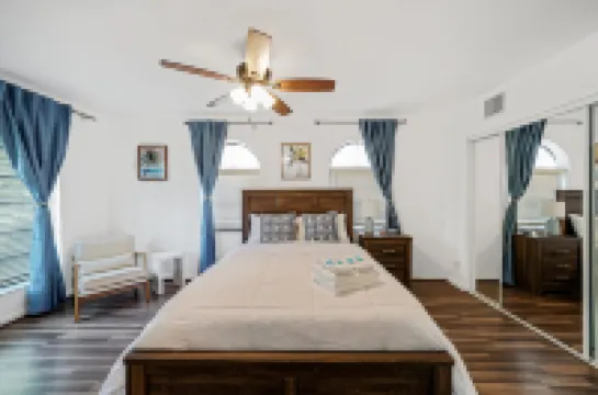 Tropical Oasis with Pool and Outdoor Kitchen - Charming Escape