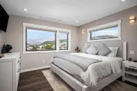 Oceanfront Luxury, EPIC Game Room, Hot Tub, 4 Kings Beds, Fire Pit, Amazing View