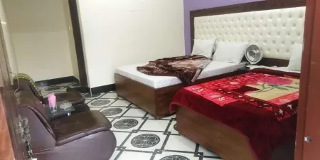 Mezban Hotel & Restaurant Отели в г. Bisian