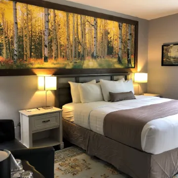 Blue Elk Inn