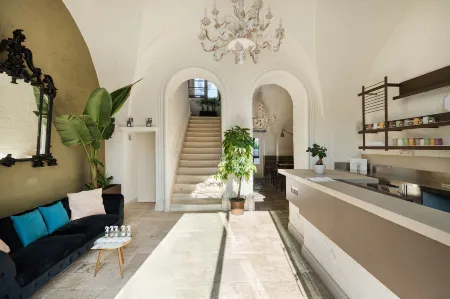 Al Palazzo la Dimora by Apulia Hospitality Отели рядом с достопримечательностью «Сафари зоопарк»